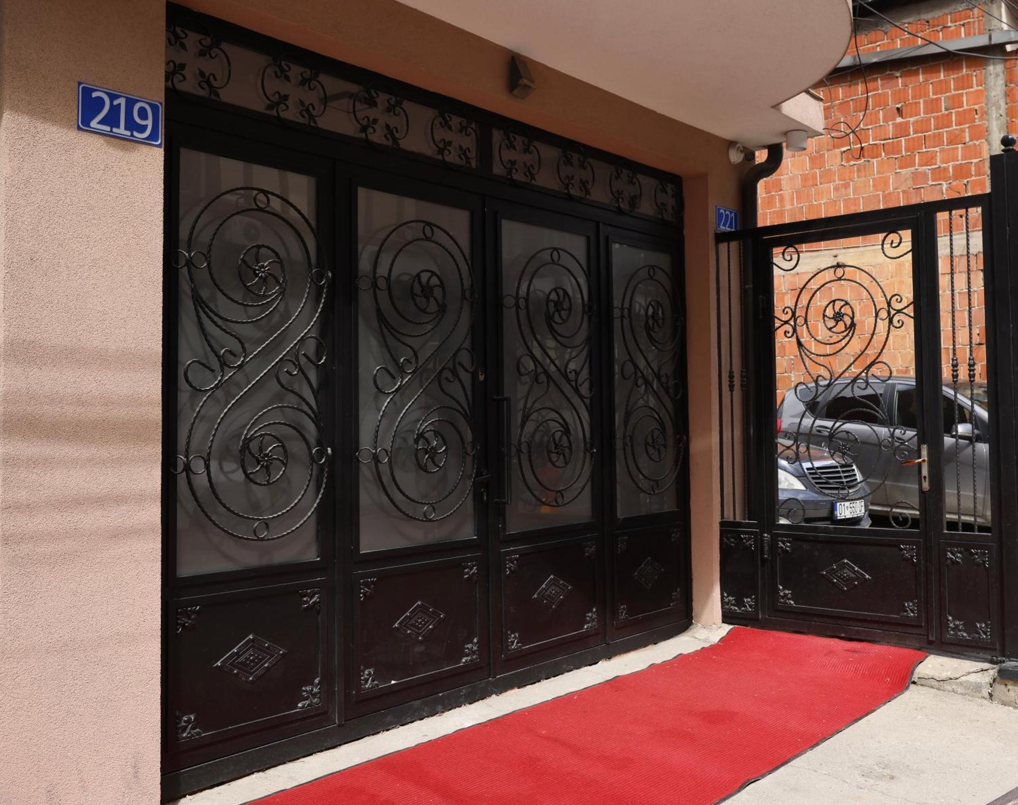 Oldtown Prishtina Apartments Πρίστινα Εξωτερικό φωτογραφία